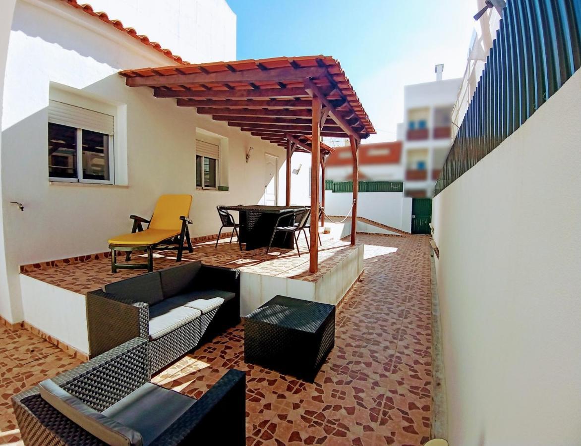 A Casa Da Mila - Beach House Кошта-да-Капаріка Екстер'єр фото