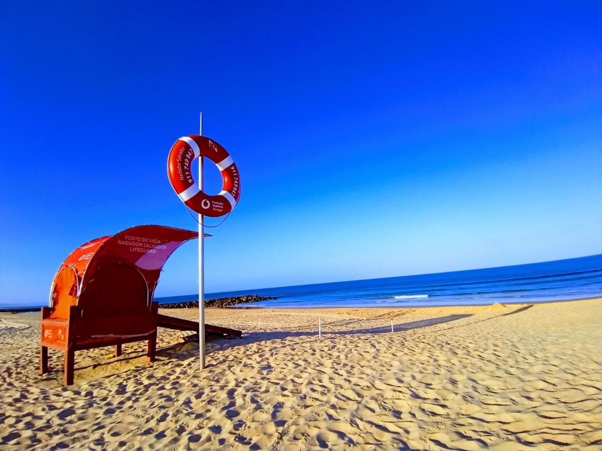 A Casa Da Mila - Beach House Кошта-да-Капаріка Екстер'єр фото